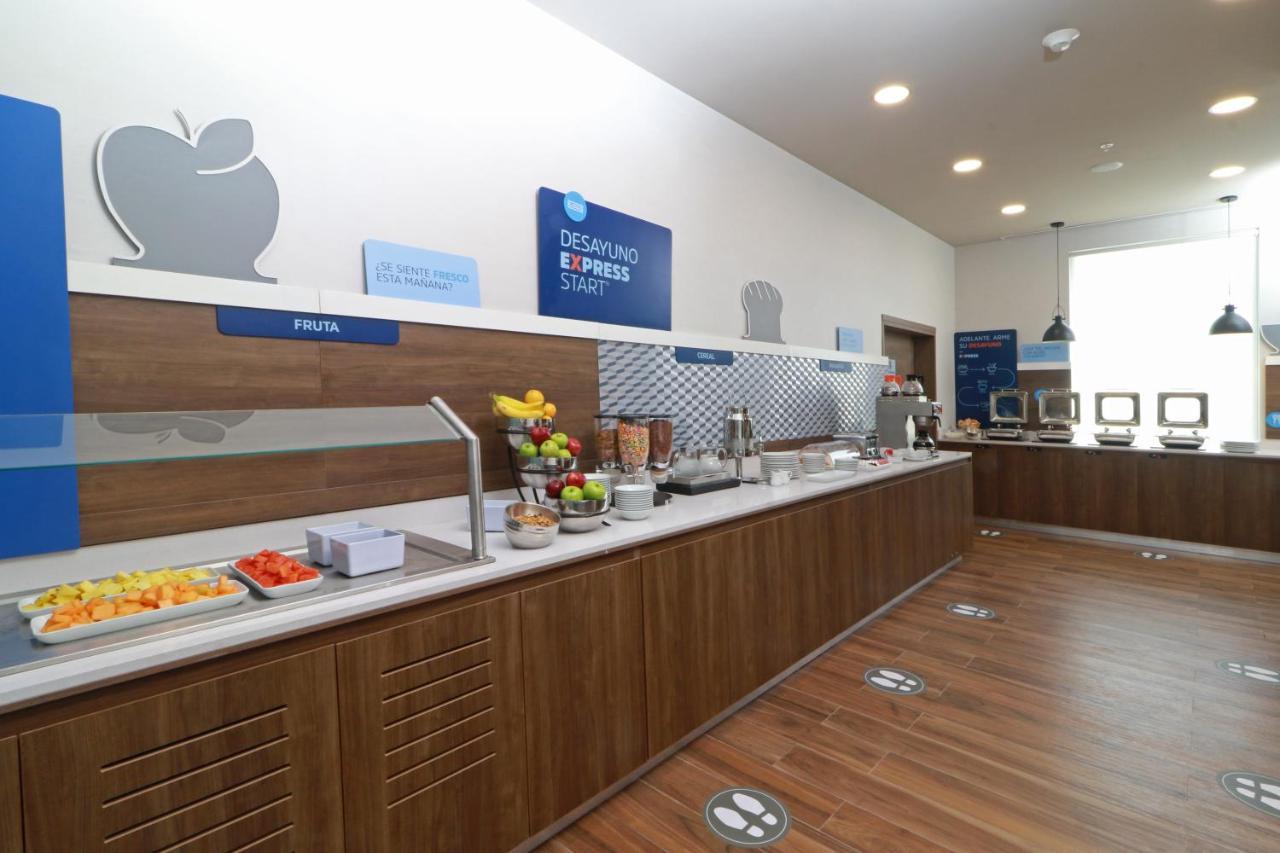 Holiday Inn Express - Monterrey - Fundidora By Ihg Экстерьер фото