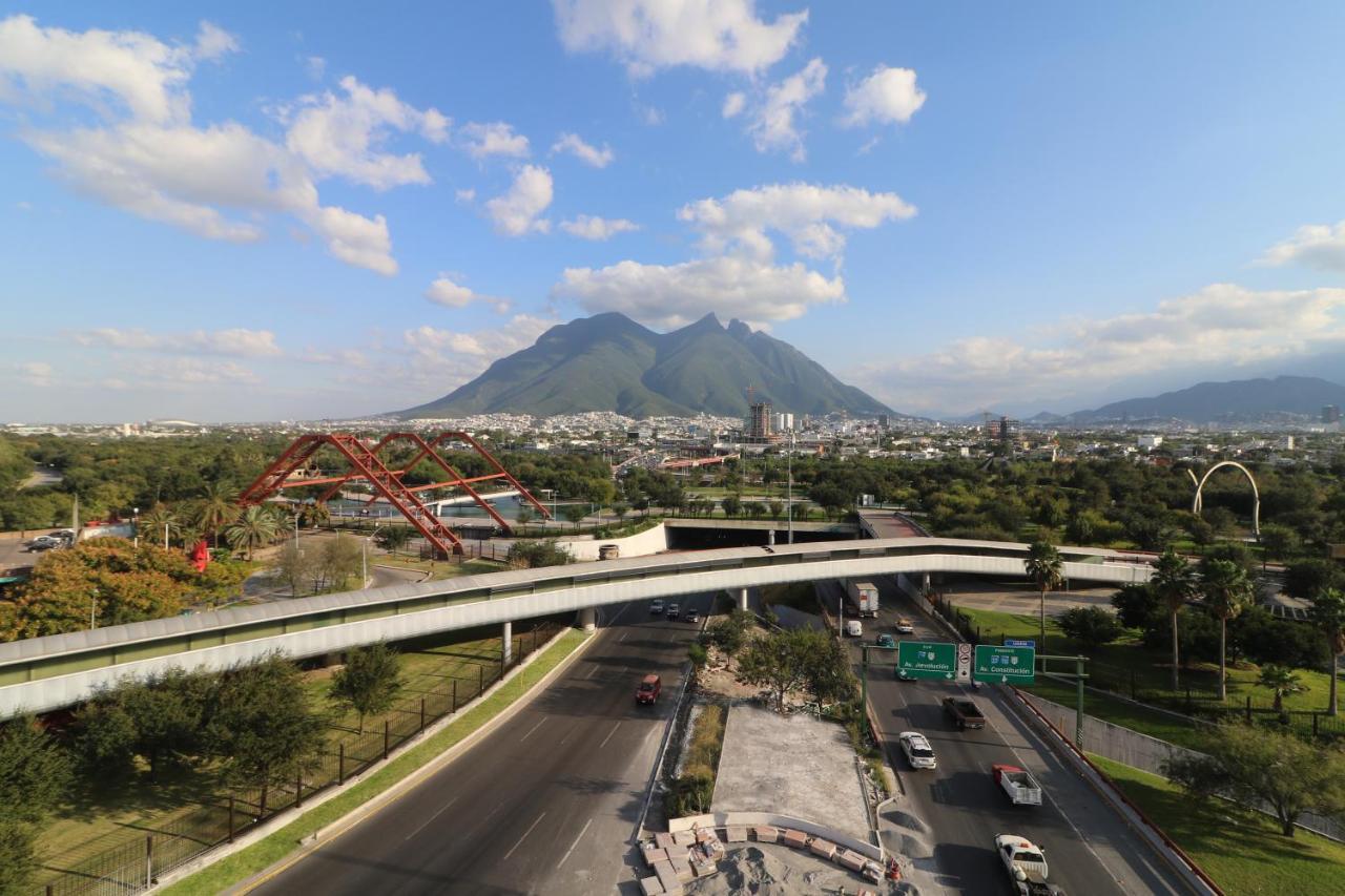 Holiday Inn Express - Monterrey - Fundidora By Ihg Экстерьер фото