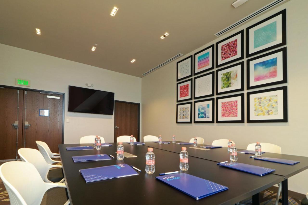 Holiday Inn Express - Monterrey - Fundidora By Ihg Экстерьер фото