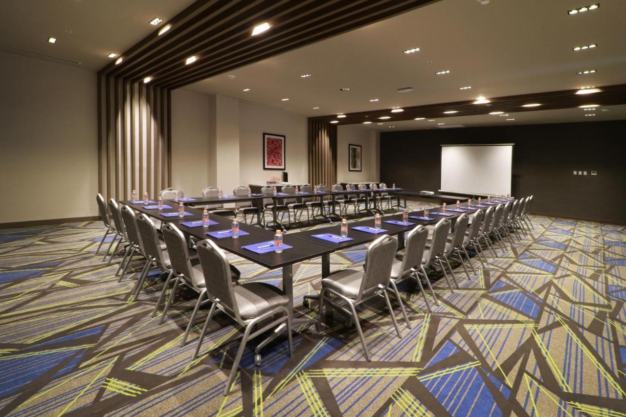 Holiday Inn Express - Monterrey - Fundidora By Ihg Экстерьер фото