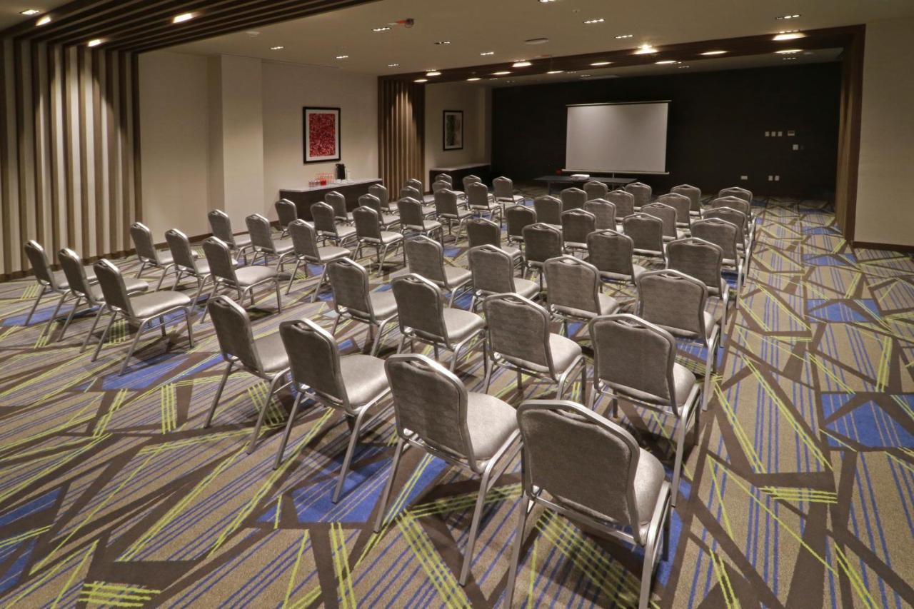 Holiday Inn Express - Monterrey - Fundidora By Ihg Экстерьер фото